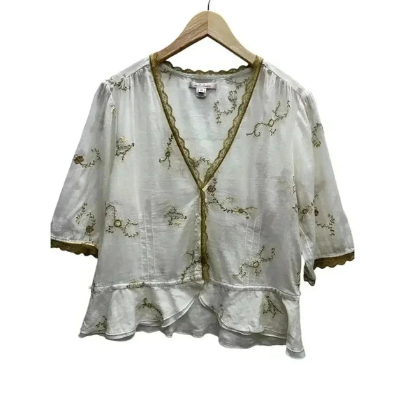 Feminine Light Cotton Deep V Short Sleeve Embroidered Button Closure Scalloped - Picture 8 of 15